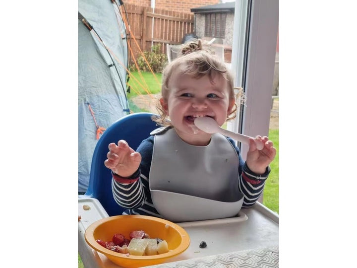 Ensemble de 3 Bavoirs en Silicone pour Bébé dans des nuances naturelles