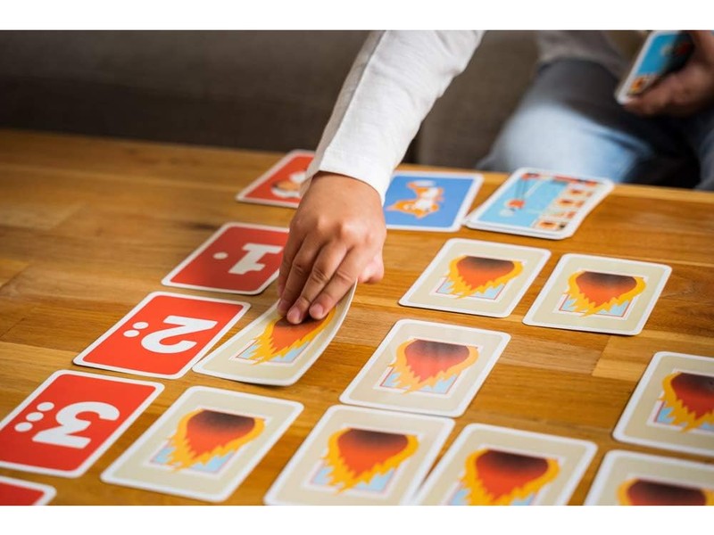 Au Feu Les Pompiers - Jeu de Cartes - Jeu de Bataille Revisité