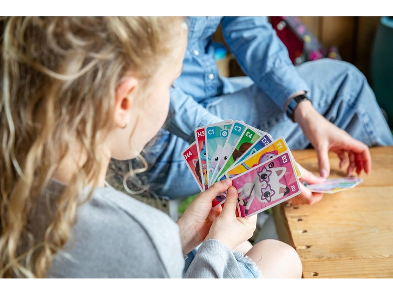 Shuffle – Gabby et la maison magique-  Jeu de Cartes Enfants & Famille