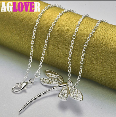 Collier pendentif grande libellule