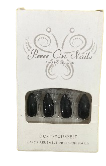 Faux ongles press-on noirs – Style chic et facile Dakar Dialy