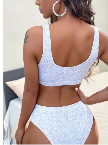 Ensemble Lingerie Femme Gris – Soutien-Gorge & Culotte Assortis