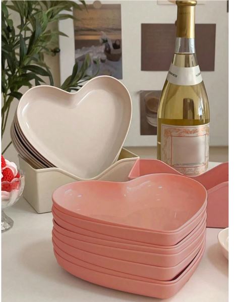 Plateaux Cœur en Plastique pour Collations – Lot de 20 PCS