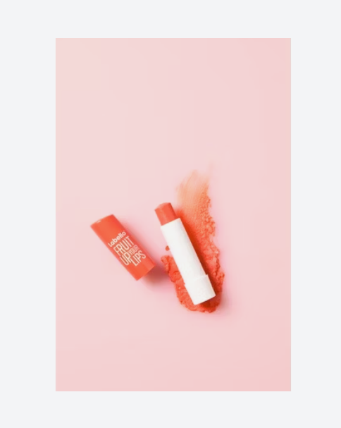 LABELLO - Baume à lèvres hydratant coloré au goût de pêche sucrée - 4,8g