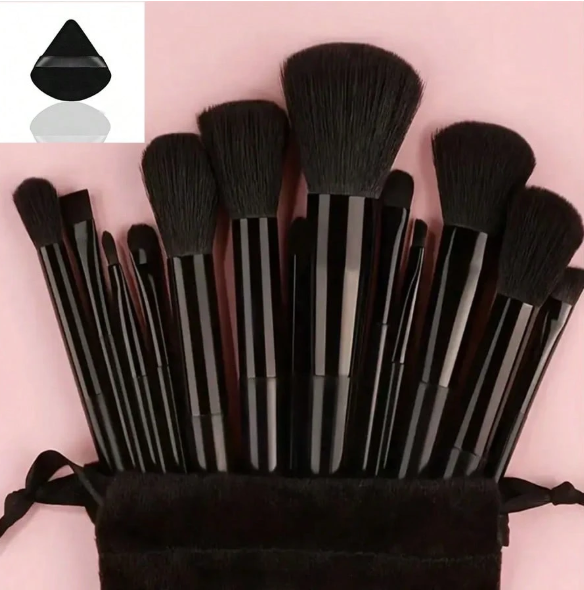 Ensemble pinceaux maquillage 12 pcs + 2 houppettes Dakar Dialy