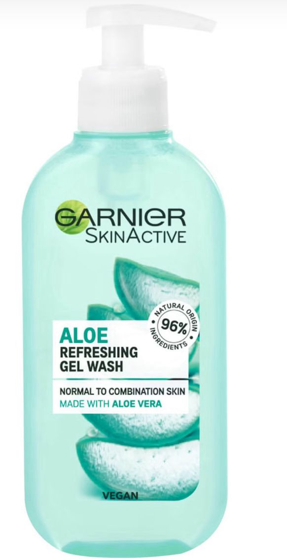 Gel lavant Garnier SkinActive à l'Aloe Vera naturel pour peaux normales à mixtes, 200 ml. Disponible en 60 min à Dakar sur Dialy.







