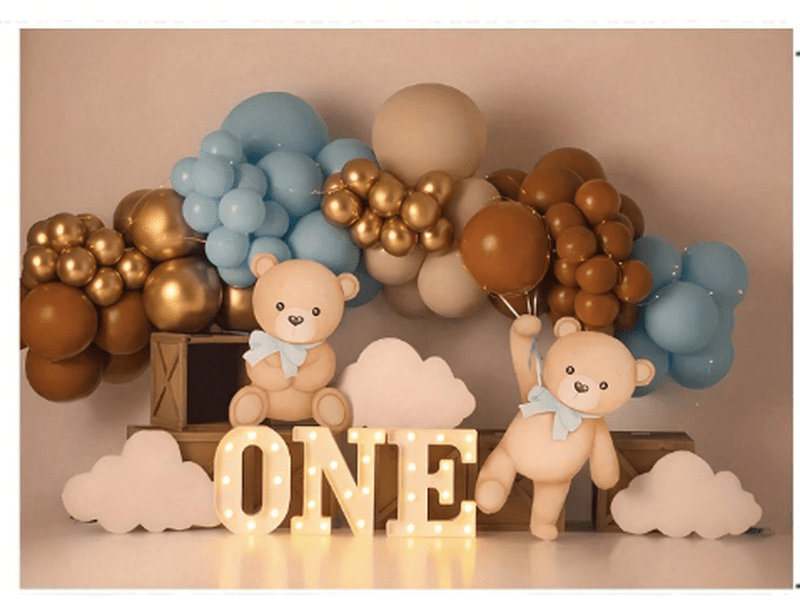 Toile de fond anniversaire 1 an – Oursons et ballons dorés 210×300 cm Dialy - Dakar 