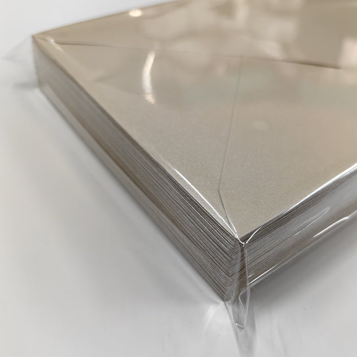 Lot de 50 Enveloppes Élégantes Champagne Scintillantes – 12,7 x 17,78 cm