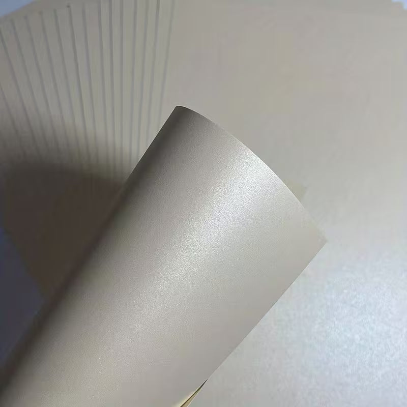 Lot de 30 Feuilles de Papier Nacré A4 – Crème