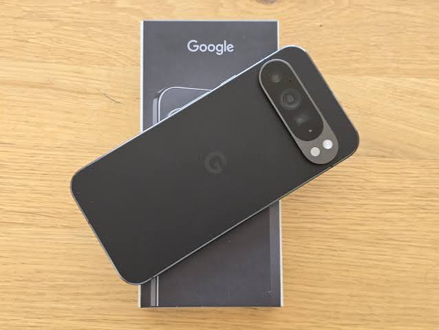 Google Pixel 10 - Noir